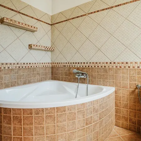 Bohemia Apartment Eger